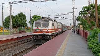 Speed Upgraded 130kmh 12369 Howrah Dehradun Kumbh Express thunders Hwh Wap5 🔥 [upl. by Raveaux]