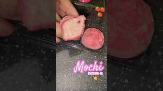 Experimentando o MOCHI de Morango 🍓✨  Sabor Incrível doces morango mochi [upl. by Erreid]