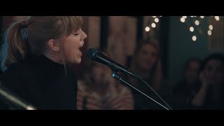 Taylor Swift  Better Man Bluebird 2019 live [upl. by Yve]