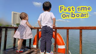 First Bumboat Experience along Singapore River [upl. by Acceber]