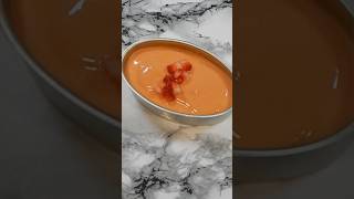 Salmorejo de fresas una receta refrescante [upl. by Emelen]