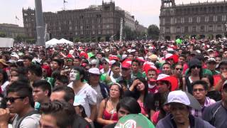 Así se vivió el Holanda vs México en el Zócalo capitalino [upl. by Amalbena882]