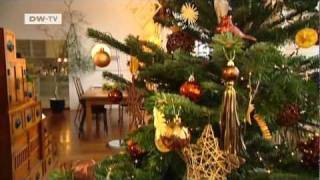 Der perfekt geschmückte Weihnachtsbaum  euromaxx  Auftrag Frohes Fest [upl. by Kawai]