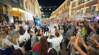 Mass Singing in The Street of NIZHNY NOVGOROD Russia on Saturday Night 15062024 [upl. by Vivl]