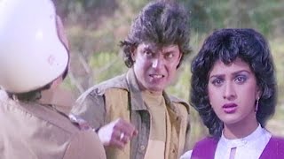 Mithun Rescues Minakshi Seshadri  Aandhi Toofan Action Scene 310 [upl. by Marcelo]