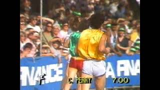 1982 Stawell Gift won by Chris Perry [upl. by Elades]