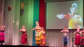 Shabdam sarasi jakshulu Kalakshetra style Bharatanatyam [upl. by Frissell]