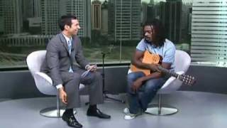 Seu Jorge  Burguesinha  Mina do condominio  Carolina  fala sobre sua vida em São Paulo [upl. by Bevash741]