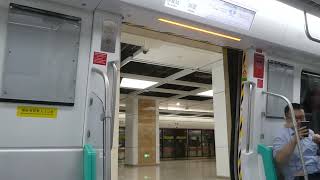 Shenzhen Metro  Line 10 doors in action [upl. by Holle]