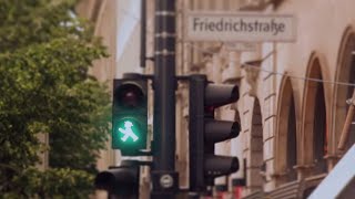 Ampelmännchen in den Straßen von Berlin [upl. by Elttil542]