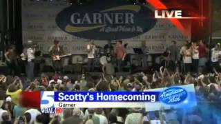 Josh Turner surprises Scotty McCreery on his stage [upl. by Inacana]