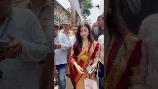 Riva Arora In A Traditional Saree At Lalbaug Cha Raja For Bappas Darshan amp Blessings rivaarora [upl. by Omocaig]