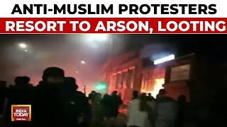 Britain Protests Protesters Target Shop Front Kick amp Beat Windows  World News  India Today [upl. by Riek]