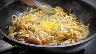 キノコの美味しさに感動する！【ガーリックバターのパスタ】プロはこうする美味しい方程式 [upl. by Alvy]