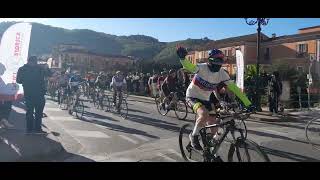 La Ciclostorica di Isola del Liri FR La partenza sotto la Cascata grande [upl. by Latreece]