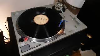 Technics SL1200 MK2 with Ortofon Concorde DJ cartridge [upl. by Enilrad123]