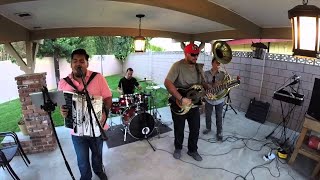 Los Serenos quotEl Corrido del Arnoldquot En Vivo 2014 [upl. by Jammie]