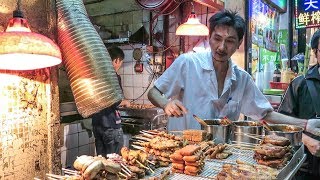 Hong Kong Street Food A Walk Around the Stalls and Restaurants of Kowloon [upl. by Endres]