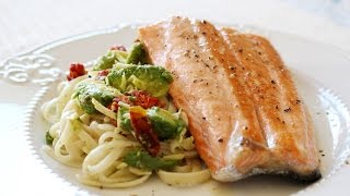 Receta de salmón con pasta sano y rápido [upl. by Nilreb]