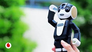 En el futuro tu smartphone será un pequeño robot metido en tu bolsillo [upl. by Dominga]