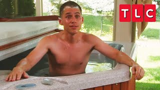 Man Warms Up His Food In Jacuzzi  Extreme Cheapskates  TLC [upl. by Sofie]