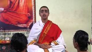 Nannilam Srikrishna Ganapatigal Teching To Seetharama Gurukulam Veda patasala Students [upl. by Nnylyahs682]