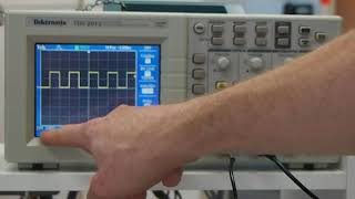 Basics of using an oscilloscope [upl. by Edieh934]