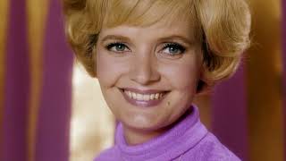 Things Your Mom Should Have Taught You About Florence Henderson [upl. by Einhorn]