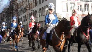 Einzug des designierten Kölner Dreigestirn der Session 2014 in die Hofburg [upl. by Koffman455]