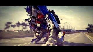 Transformers Optimus Prime vs Bumble Bee [upl. by Aelber14]