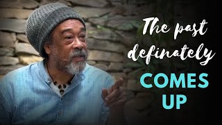 mooji  👀Why You Return to the past  mooji meditation [upl. by Ahsinat]