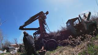 PRENTICE Log Loader Get Running Has Sat for 30 Plus Years [upl. by Barney342]