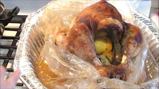 How to Roast a Whole Turkey in an Oven Bag Simple Steps [upl. by Oizirbaf719]