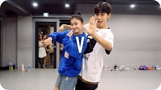 V  Jay Park박재범  Yoojung Lee X Koosung Jung Choreography [upl. by Adnovahs]