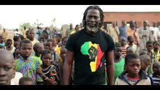 TIKEN JAH FAKOLY FEAT SOPRANO  OUVREZ LES FRONTIERES ‐ [upl. by Vinia585]