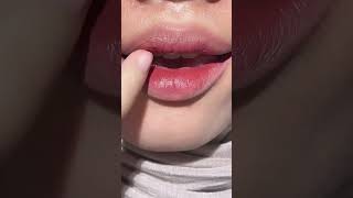 New style lipstick hacks 💄 yt lipistichack lipstics shorts makeuptips [upl. by Roanna580]