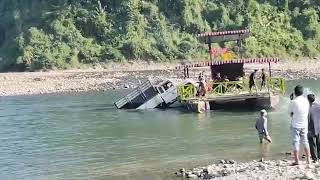 TUIPUI FERRY AH MARBOAT IN PICKUP A THLAUH [upl. by Schaeffer]