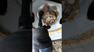 Ingersoll rand impact rips truck lugnuts with long extension [upl. by Ettelrats859]