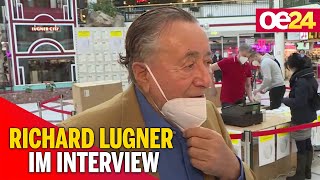 LugnerCity Grosser Ansturm auf FFP2 Masken  Richard Lugner im Interview [upl. by Alleinad373]