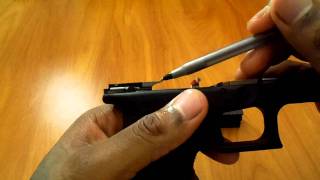 GLOCK 19 GEN4 EJECTOR AND GUIDE ROD SPRING PROBLEMS [upl. by Etna]