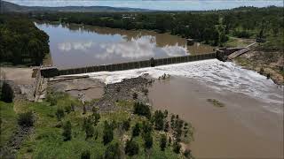 Gayndah Burnett River Claude Wharton Weir [upl. by Suired316]