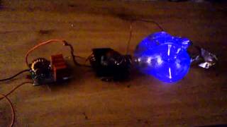 Plasma globe light bulb and flyback with controller ZVS100 ZVS resonant [upl. by Eiclehc]