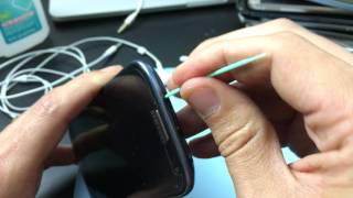 Simple Fix to HeadPhones Working on One Side or Only Works when Twisting Headphone Jack [upl. by Marna]