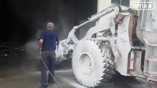 Washing a loader with Active Diamond Foam [upl. by Irbua]