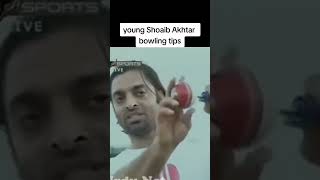 Shoiab akhtar bowling tipsyoutubeshortsshortsfeed [upl. by Nrubliw]