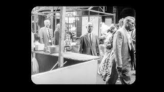 Henri CartierBresson dans les rues de NewYork en 1957 [upl. by Augie]