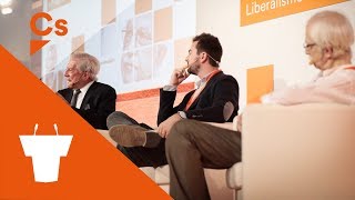 Mesa Liberal con Mario Vargas Llosa y Antonio Escohotado [upl. by Aihtibat]