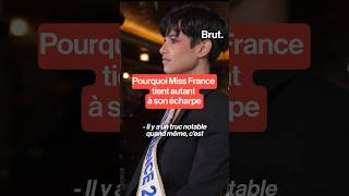 Pourquoi Miss France tient autant à son écharpe [upl. by Allerbag197]