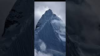 Did you know these 3 amazing facts about Mount facts mauntains amazing mystery usa shorts [upl. by Omrellig360]