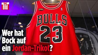 NBA Legendäres Trikot von Michael Jordan unterm Hammer [upl. by Elwaine]